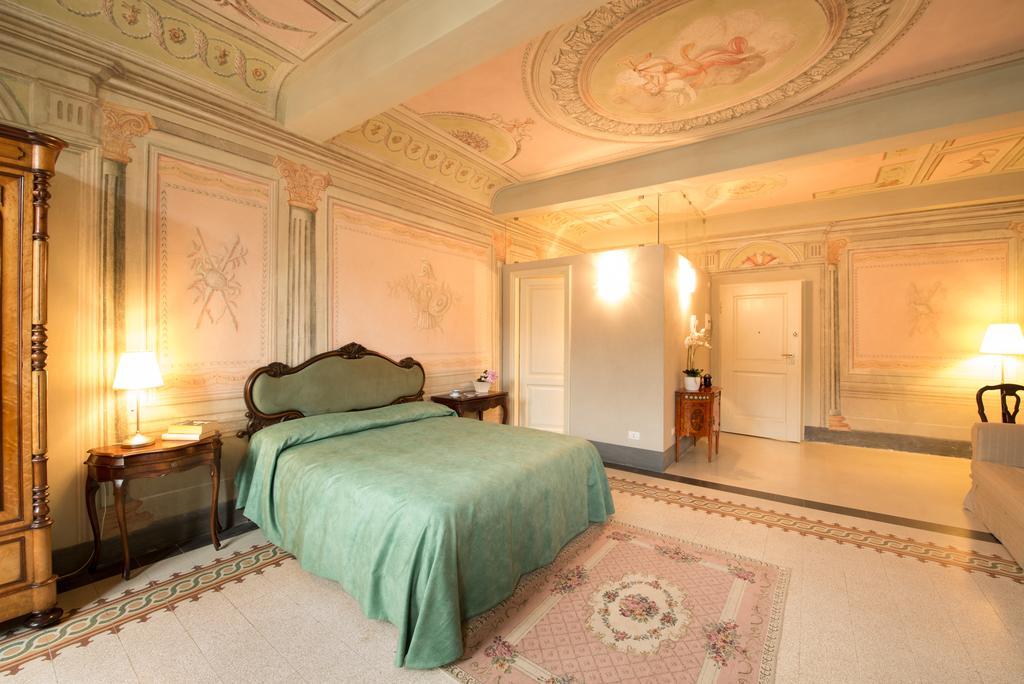Palazzo Piazza Mazzini Hotel Pescia Bilik gambar