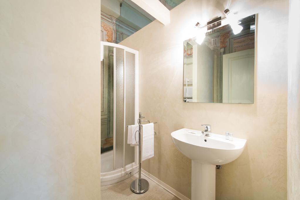 Palazzo Piazza Mazzini Hotel Pescia Bilik gambar